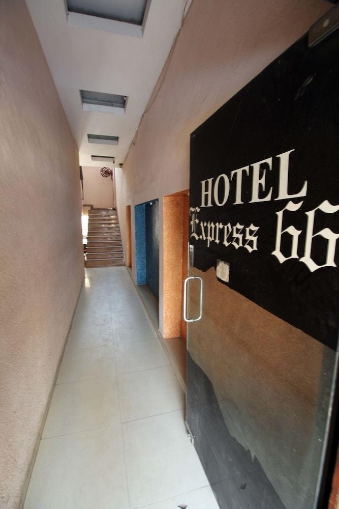 Hotel Express66 New Delhi Luaran gambar